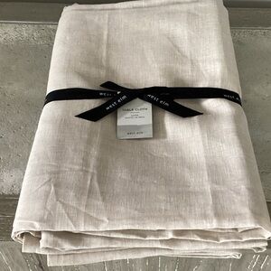 West Elm Belgian Linen Tablecloth NEW 120 x 90